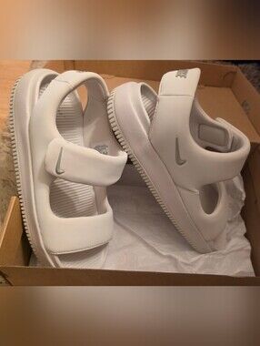 Women's light bone Nike Calm Sport Sandals size 8
